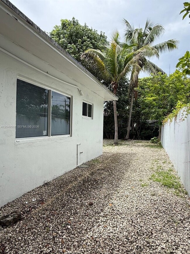 Photo - 6723 NE Miami Pl Unit 3