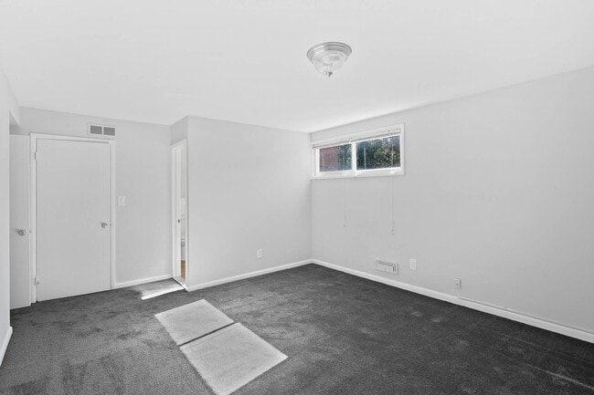 Photo - The Greenbriar