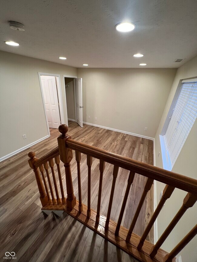 Photo - 3522 N Golden Gate Dr