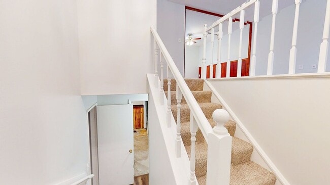 Photo - 2862 Chatsworth Way