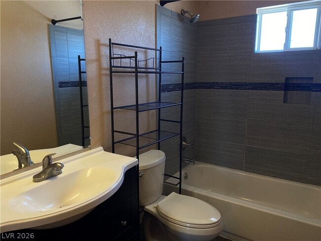 Photo - 506 Mckellar Cir