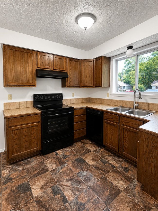 Photo - 1838 N Hillcrest Ave