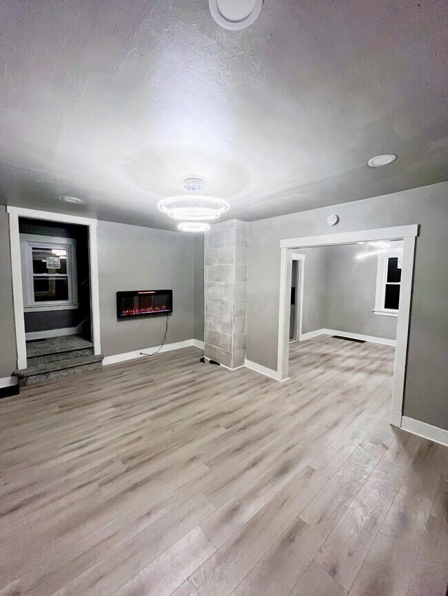 Photo - 3727 Woodrow Ave