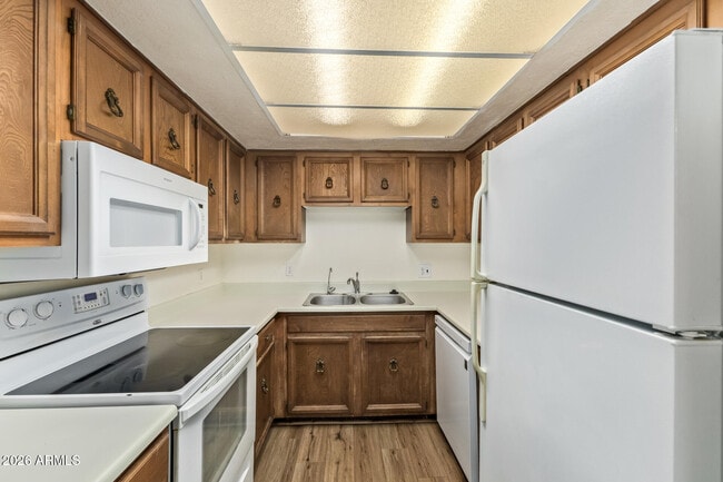 Photo - 3002 N 70th St Unit 239