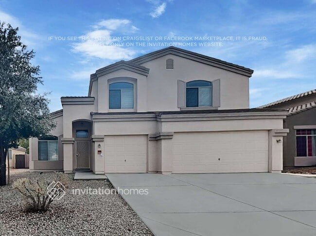 Photo - 10535 W Chickasaw St House