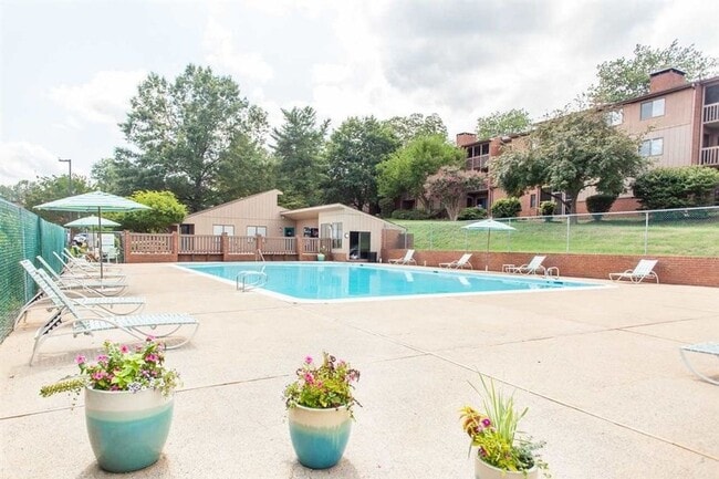 Photo - Turtle Creek Condo for rent- walking distance to Stonefield Shopping & enjoy the pool soon! Unit 5