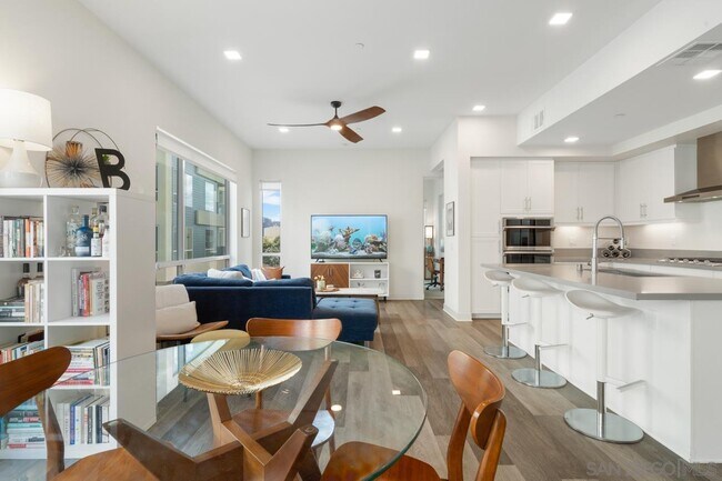 Photo - 2450 Community Ln