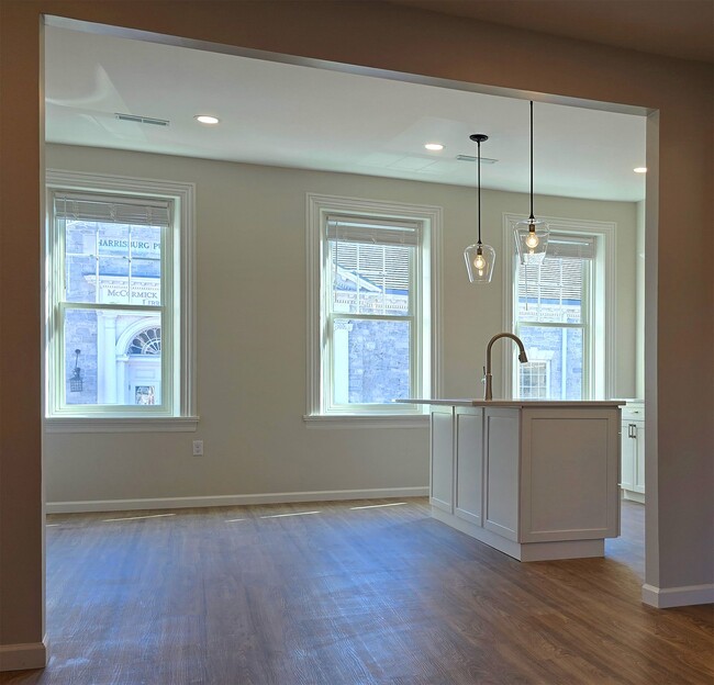 Building Photo - Walnut Street Commons Rental