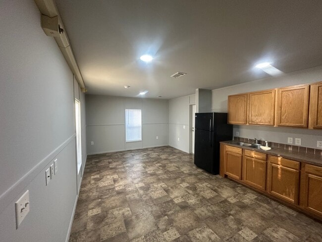 Photo - 7775 Florida Blvd