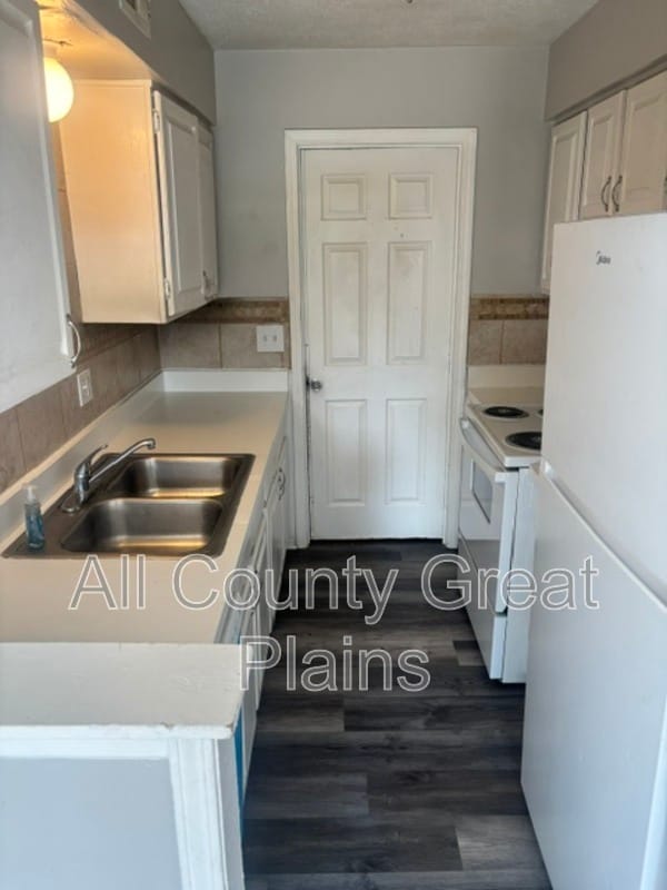 13905 Falkirk Cir