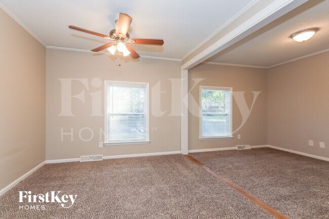 Photo - 8508 Woodthorn Pl