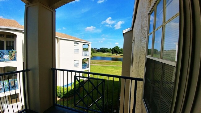 Photo - 3rd floor 2bed 2 bath on golf course