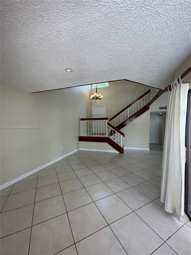 Photo - 1301 SW 124th Ct