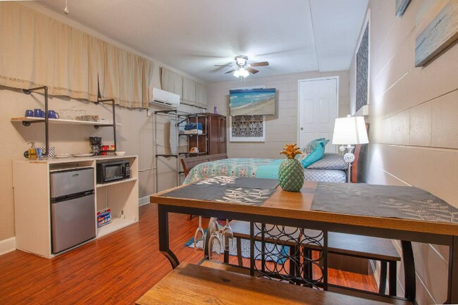 Photo - 1245 Catalpa Ln Unidad 2