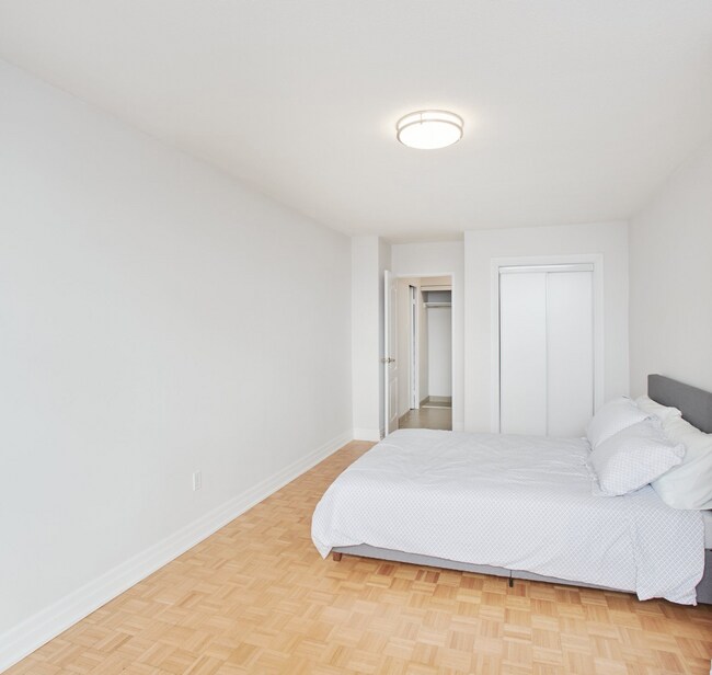 Photo - 1BD - FULLY RENOVATED  WITH AC -  PRIME ET... Unit 1 BD