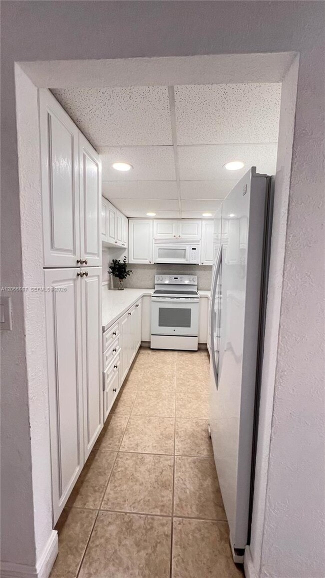 Photo - 984 W 40th St