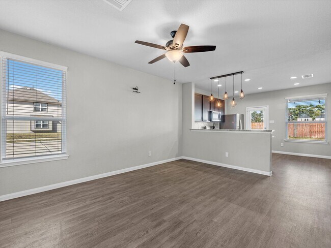 Photo - 7503 Merrylands Dr