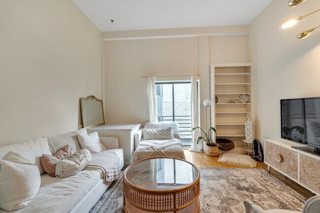 Photo - 1110 Clinton St Unit 8