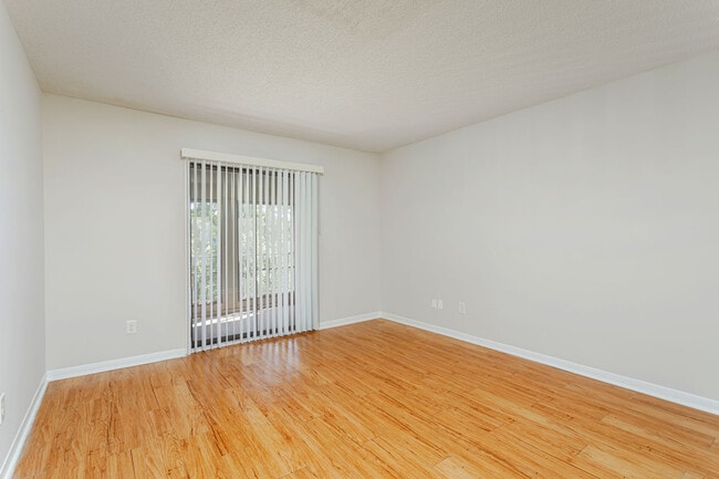 Hillmeade Apartment Homes