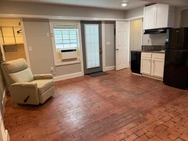 Photo - 12609 Cowboy Ln Unit Studio #1