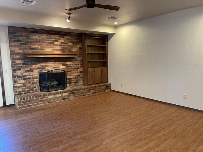 Photo - 2325 Apple Way