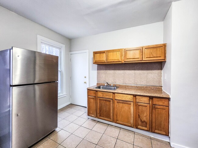 Photo - 2 Bedroom Apartment Near Science Hill Unit 1L