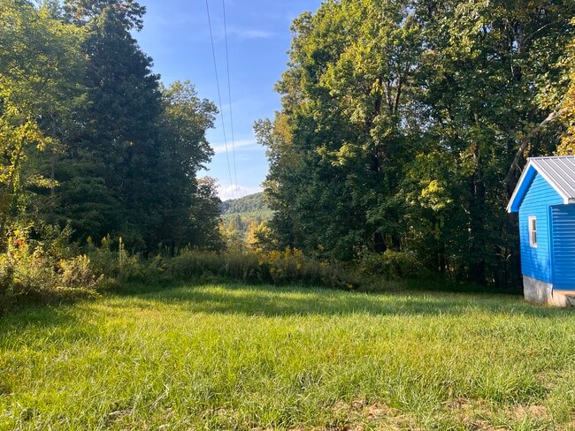 Photo - 931 Countyline Church Rd SE
