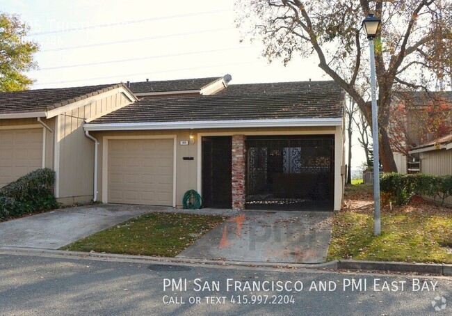 Building Photo - Elegant 3 Bd / 2.5 Ba with Modern Upgrade,... Rental