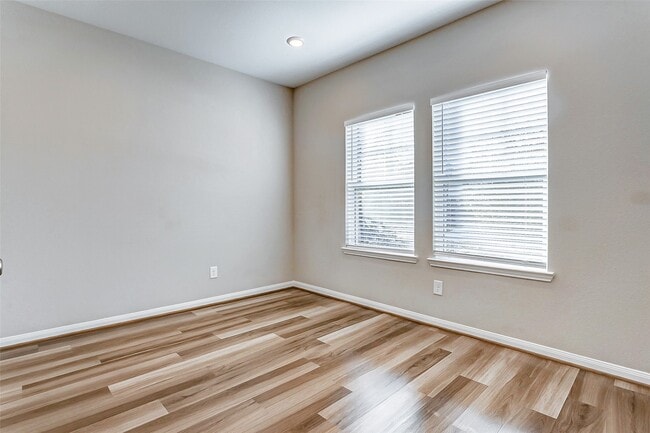 Photo - 2165 Woodland Pine Dr