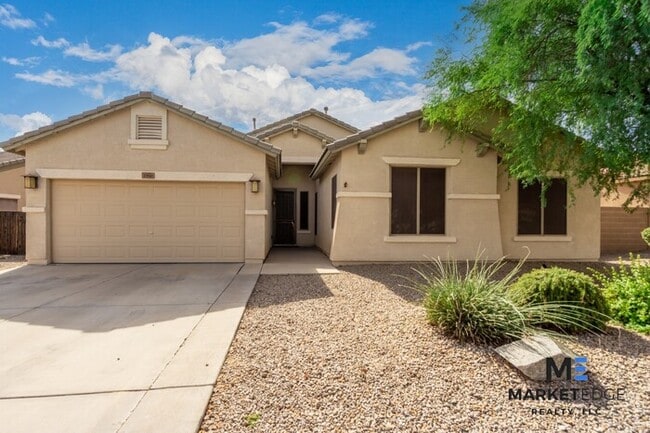 Building Photo - 4Bed/2Bath House at Greenway Rd/175th Ave!...
