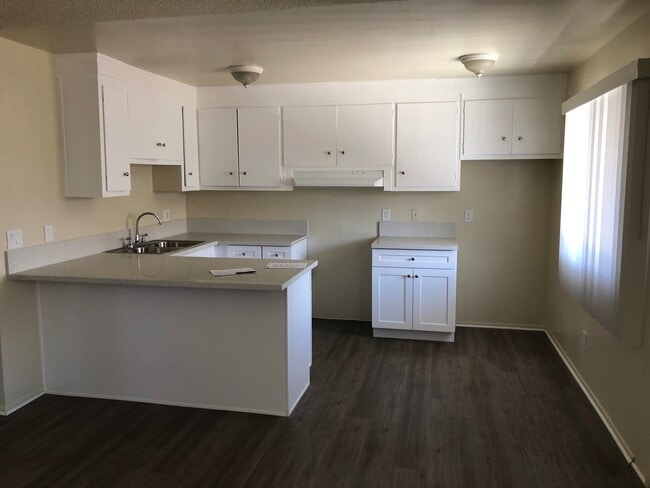 Photo - Franklin Terrace Apartments