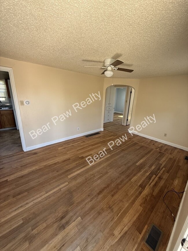 Photo - 2120 Cheyenne Pl