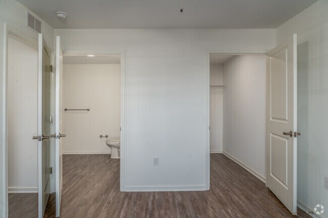 3BR, 2BA - 1,136SF - Primary Bedroom