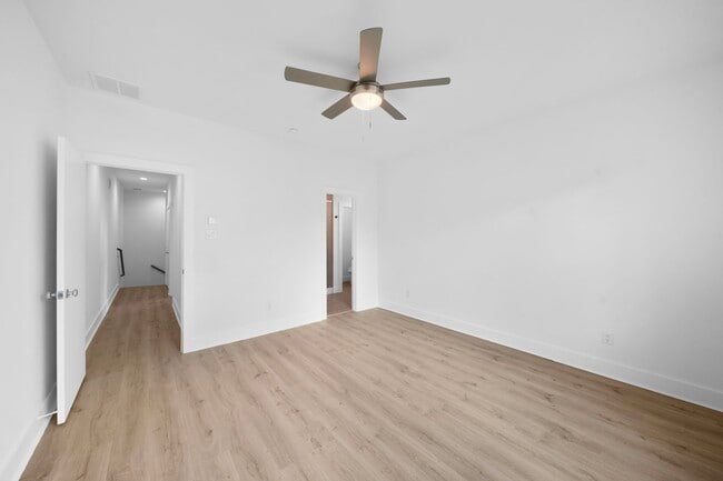 Photo - 1512 Barbee St