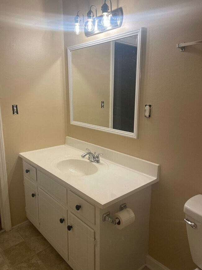 Two bedroom Duplex in the Blackman Area Rental House Rental in