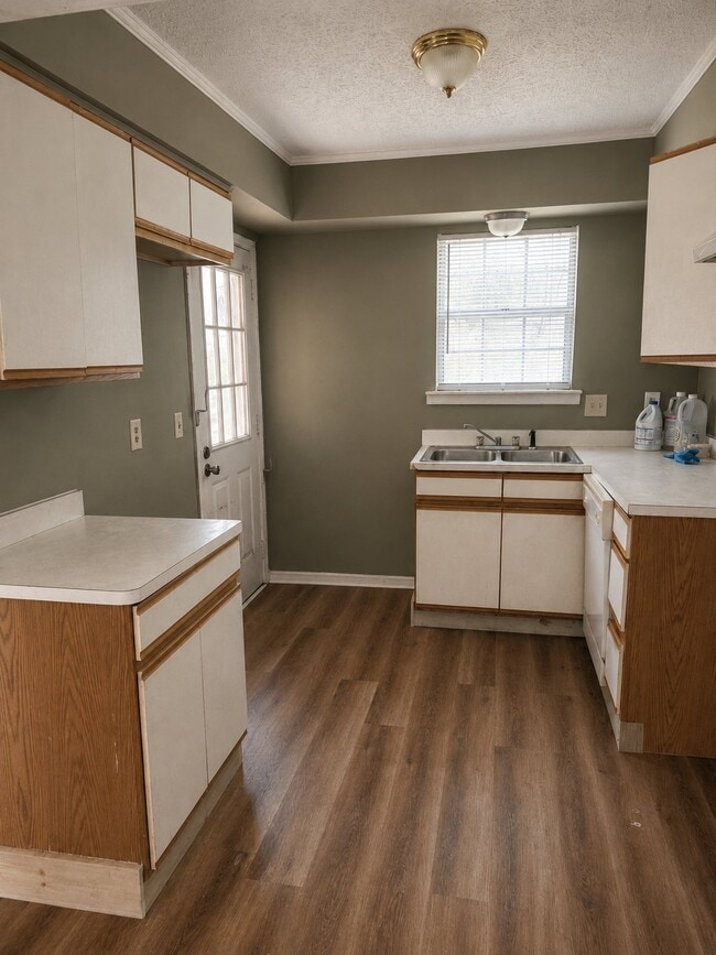 Photo - 1701-1702 Jamestown Way Unidad 1701