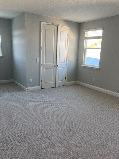 Large upstairs bedroom - 363 Caribbean Pl
