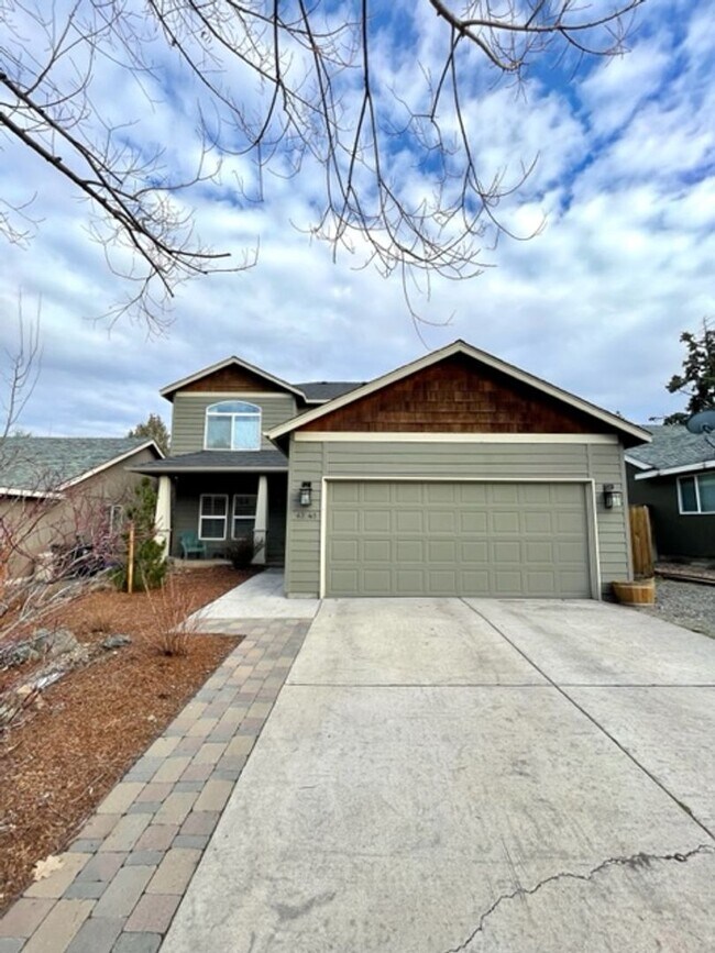 Photo - Beautiful 4 bedroom NW Bend Home!