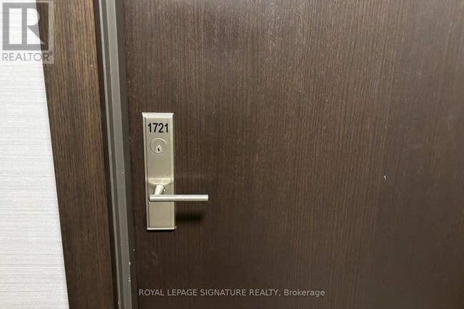 Photo - 8 Nahani Way Unit 1721