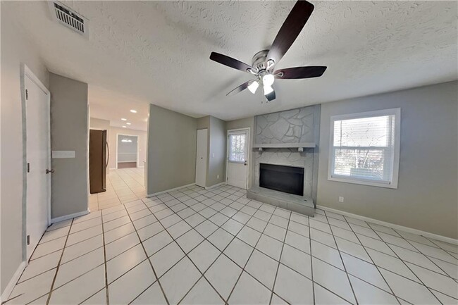 Photo - 1160 Creekwood Cove