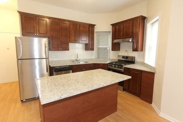 Photo - 1473 W Erie St Unidad M09H