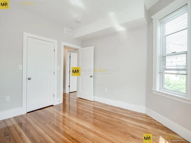 Photo - 234 Saratoga St Unit 3