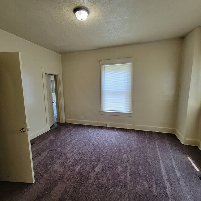3 Bedroom - Central A/c