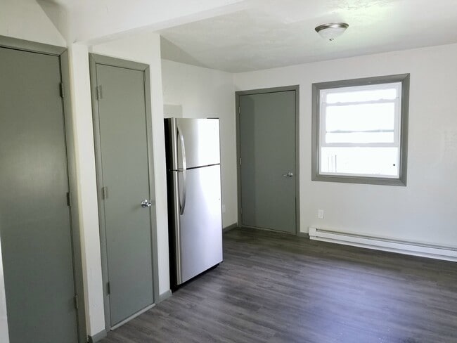Photo - 203 Clairmont Ct Unit 4