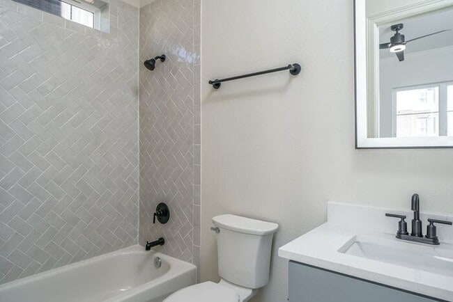 Photo - Luxury 3 bedroom, 3.5 Bath, 2 Car Garage Townhome