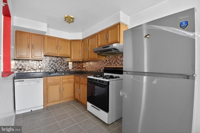 Photo - 4026 Gideon Rd