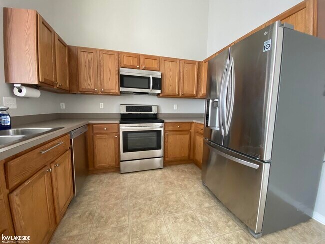 Photo - 14285 Vauxhall Dr