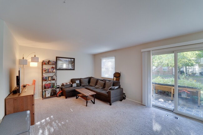 Photo - 160 Stirling Ln Unit X1