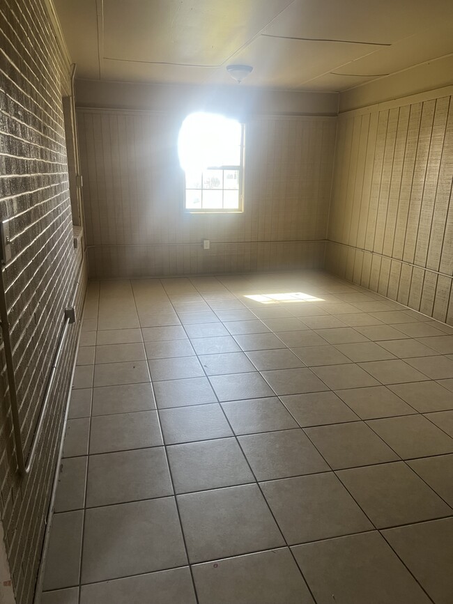 Photo - 3141 Joyce Dr