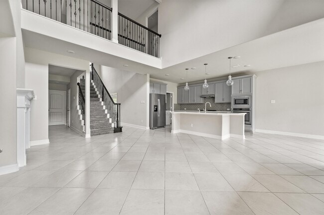 190 Bloomhill Pl